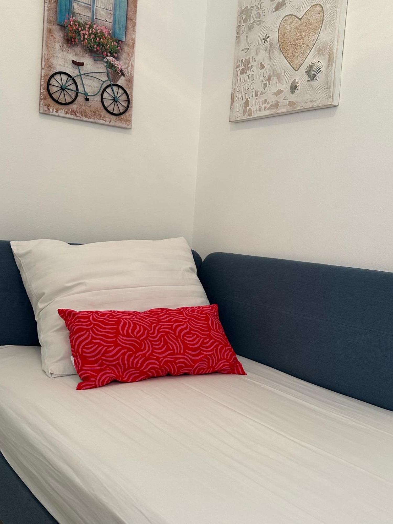 Stella Apartments Каштела Экстерьер фото